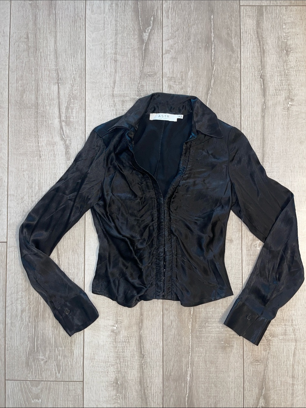 ASTR Silk Black Corset Button Front Blouse XS- never worn! - Picture 2 of 6